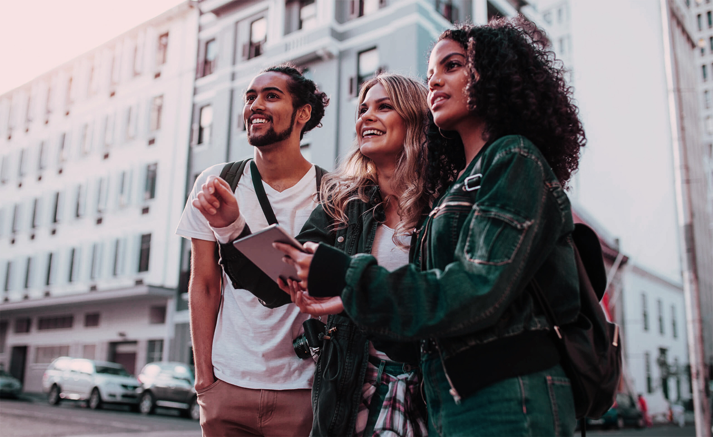 Young explorers discovering Chicago homes - SeeDigs