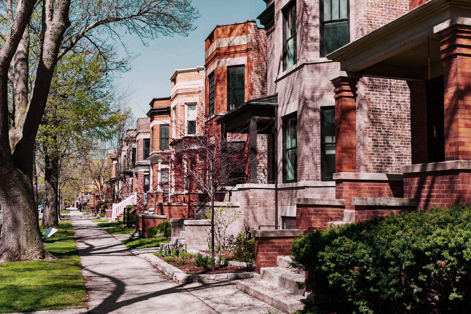 Beautiful Chicago neighborhood architecture - SeeDigs