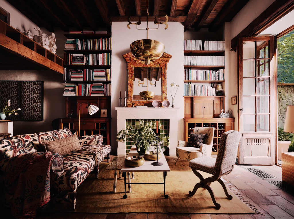 Curated private home study interior Chicago - SeeDigs